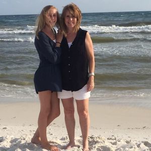 Meet your Posher, Paula